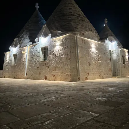 Trulli La Quercia Del Nonno 펜션 로코로톤도