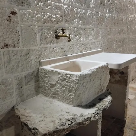 Trulli La Quercia Del Nonno * Locorotondo